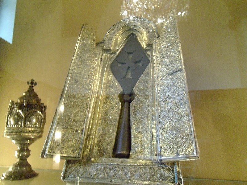 アルメニア　エチミアジン大聖堂　ロンギヌスの槍
