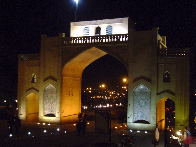 イラン　クルアーン（コーラン）門