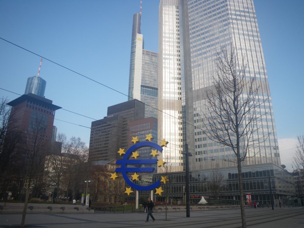 ドイツ　フランクフルト　欧州中央銀行