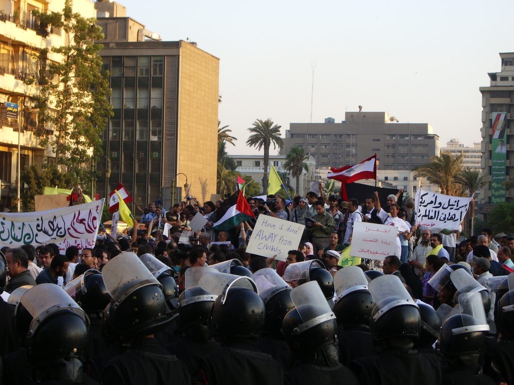 エジプト　カイロ　デモ