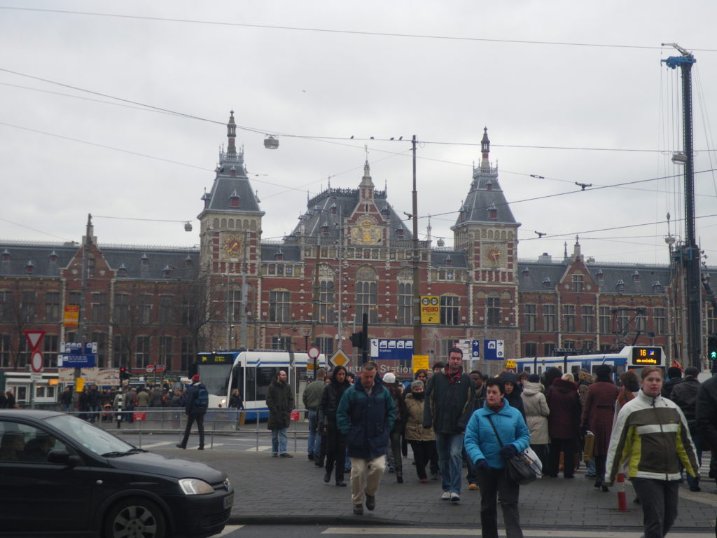 オランダ　アムステルダム中央駅